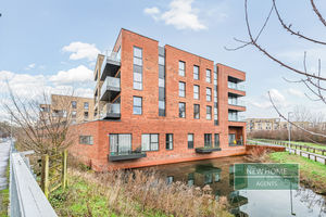 Photo 13- click for photo gallery